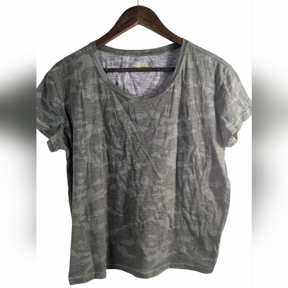 Vineyard Vines Camouflage Green Cotton Surf Tee Shirt - Picture 6 of 6